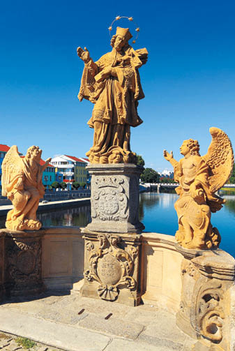 P sek18 8 2012 Libor Svacek, Kaplicka 447, 381 01 Cesky Krumlov, CZ  E- mail:  box fotosvacek cz